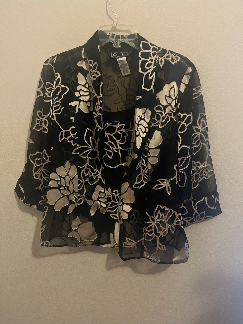 Alex 2-piece sheer floral embroidered jacket and tank top set